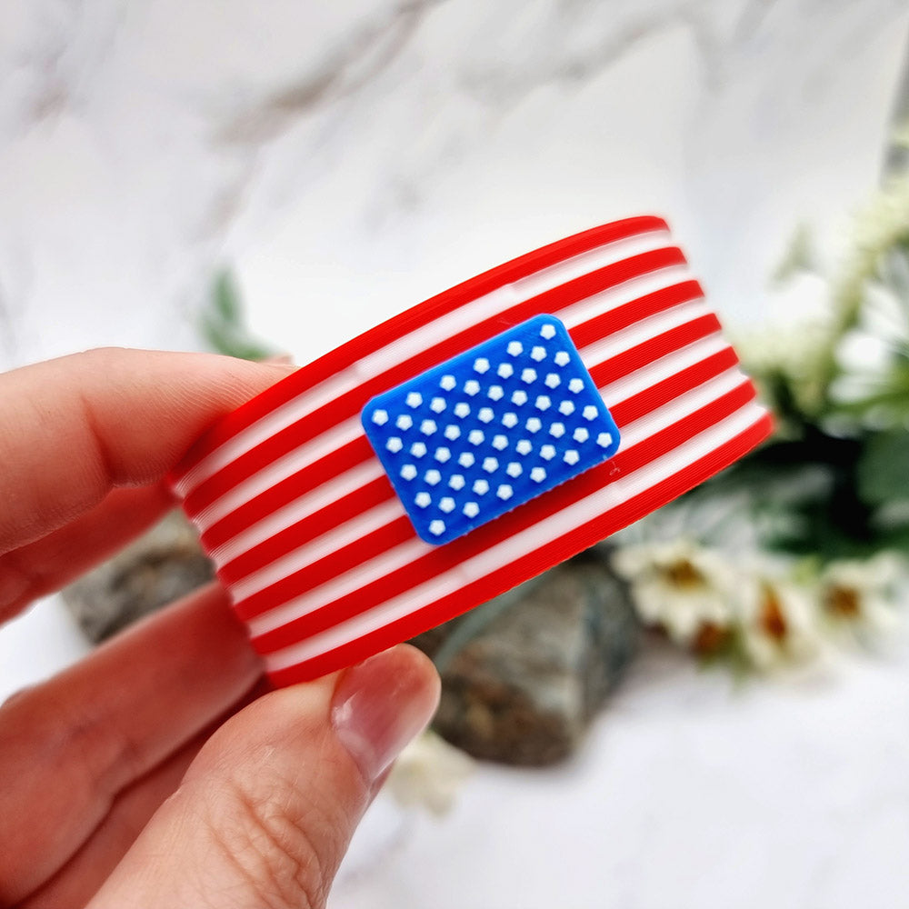 Duksel Design 3D printed United States flag bracelet