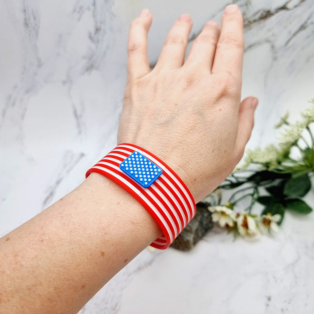 Duksel Design 3D printed United States flag bracelet