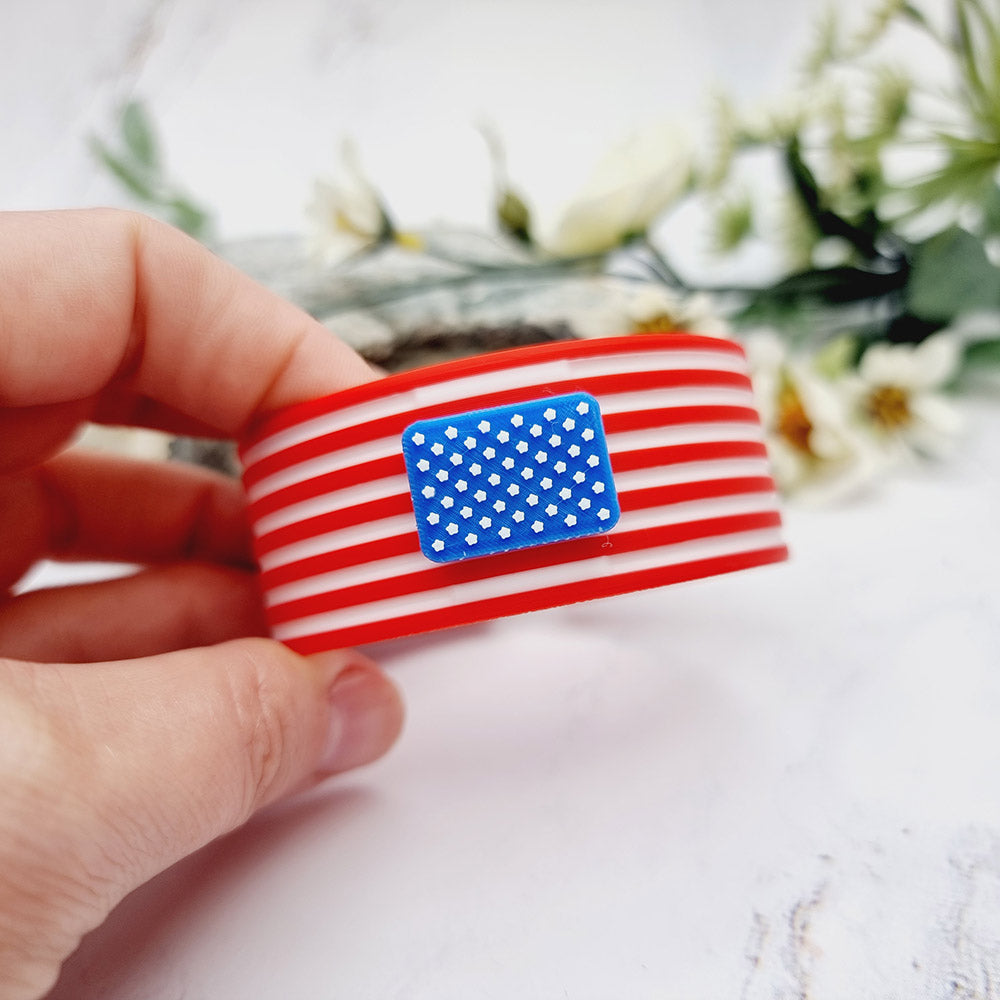 Duksel Design 3D printed United States flag bracelet